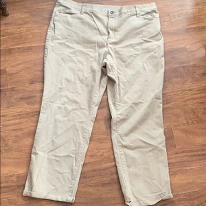 NWOT CJ Banks signature slimming pants! Bc